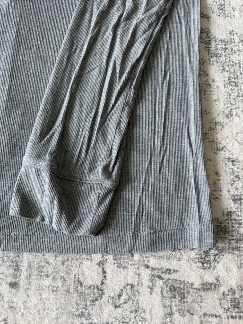SKIMS Gray Ribbed Pjs - Picture 6 of 16